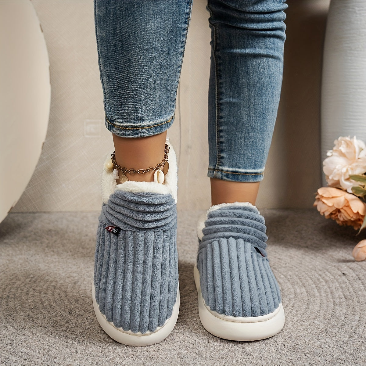 MILA | FLEECE-LINED WINTER SLIPPERS