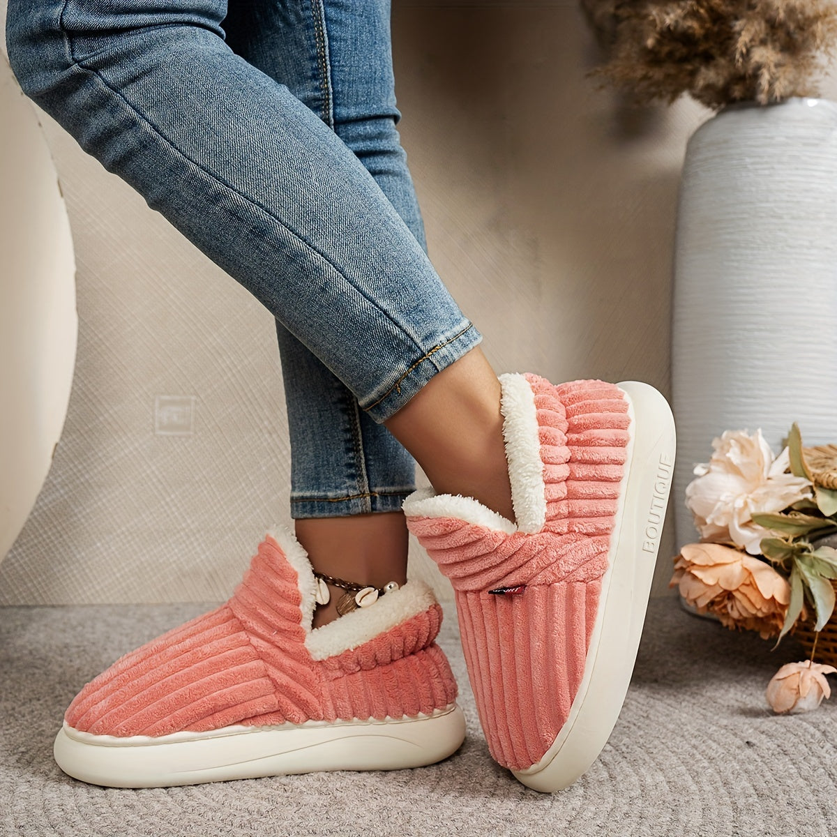 MILA | FLEECE-LINED WINTER SLIPPERS